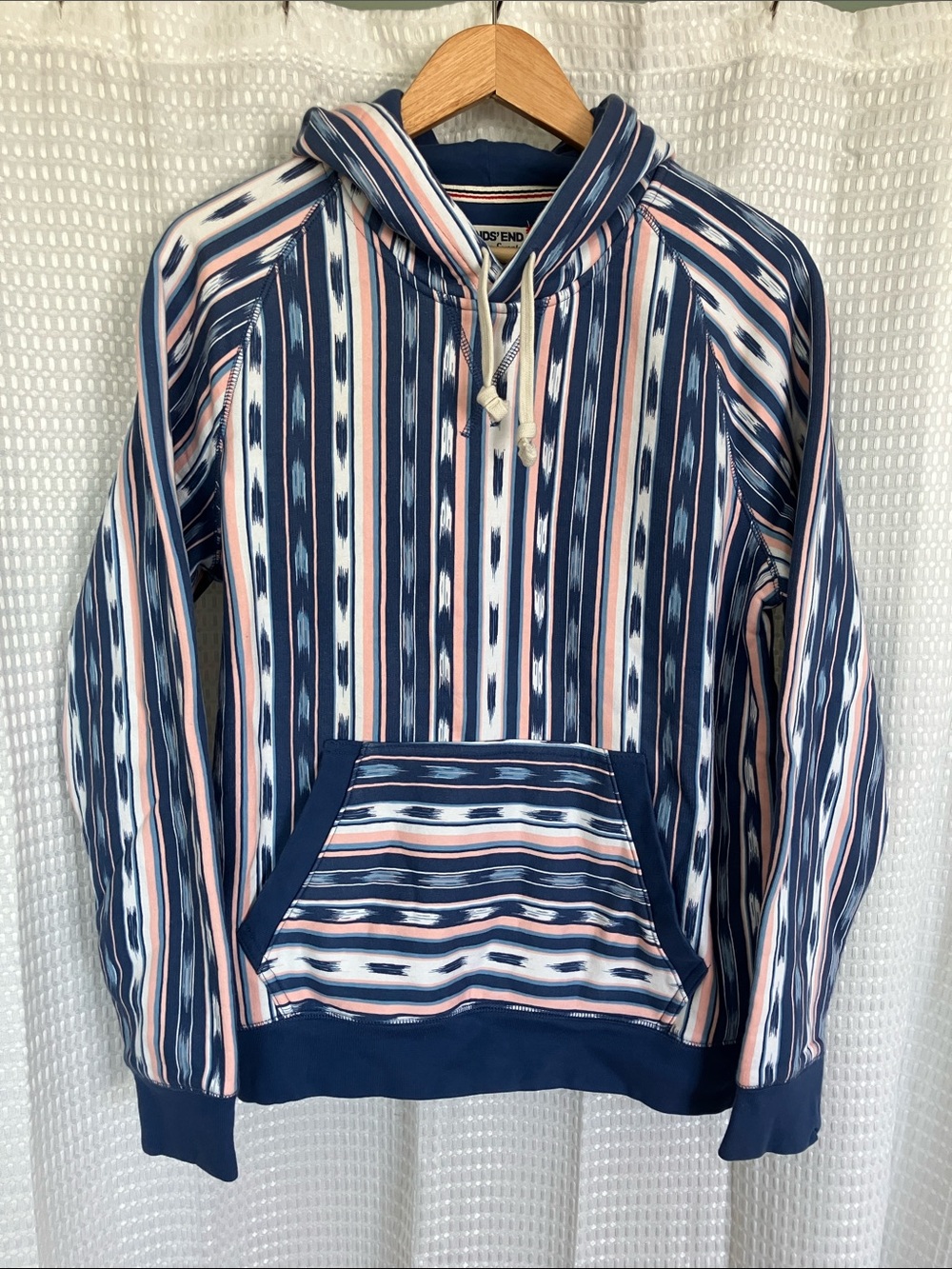 Lands’ End Serious Sweats Baja Stripe Hoodie Men’s Small Aztec Southwestern